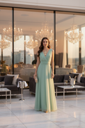 Vestido Verde Menta Cruzado con Tul - Frescura y Elegancia