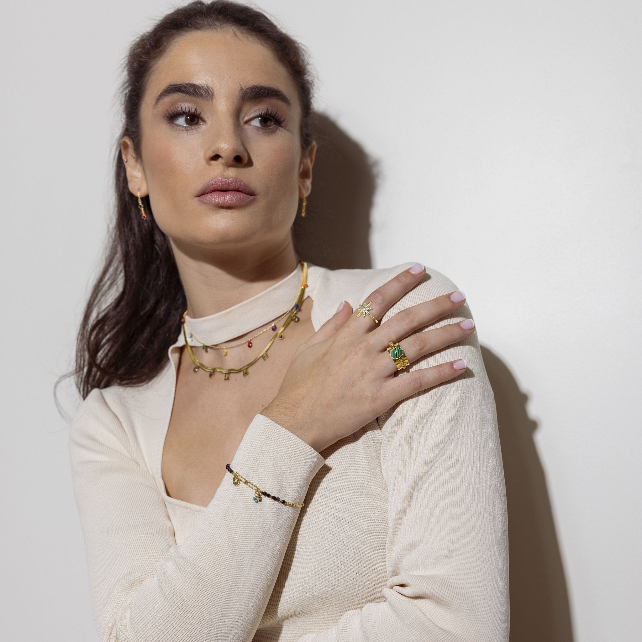 Pulsera acabado oro 18k
